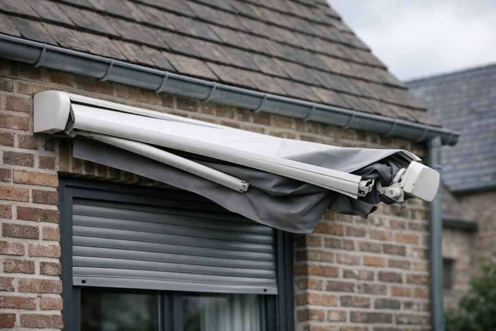 Muurschakelaar van elektrische zonwering die niet meer reageert