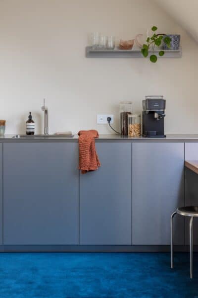 Moderne keuken met wandstopcontacten