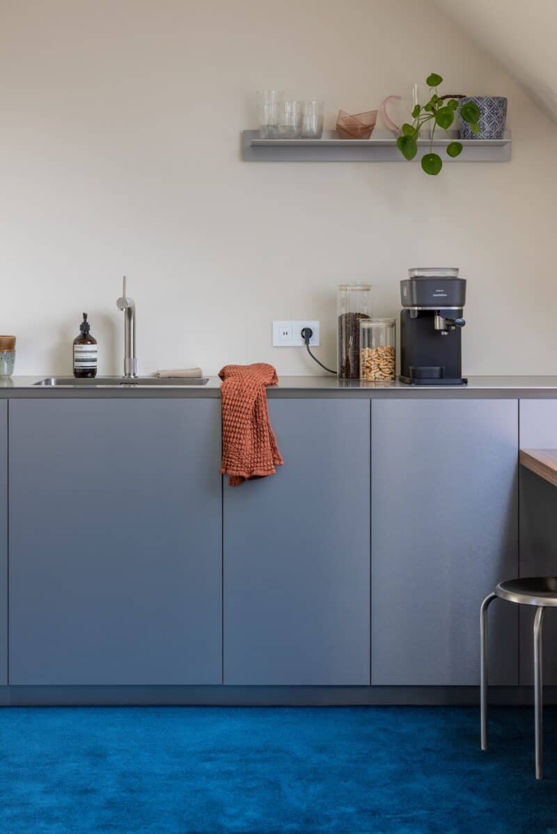 Moderne keuken met wandstopcontacten