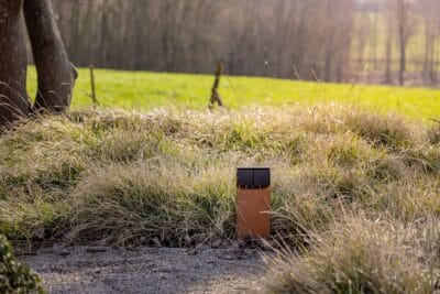 Tuin met subtiele stopcontacten