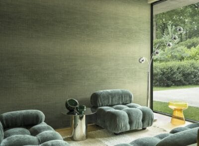 Moderne woonkamer met aquarel behang