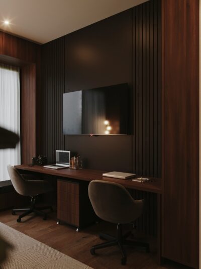 Moderne bureau met houten accenten